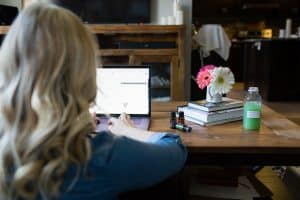 girl using laptop