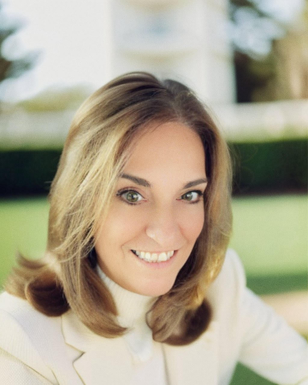 Karen Giannini is a seasoned Realtor with a passion for both real estate and education. Since entering the industry in 1997, she has blended her teaching background with her commitment to guiding clients through the often-complex world of real estate. As an active Realtor with eXp Realty, Karen represents both buyers and sellers on a daily basis, ensuring that education and personalized service are at the forefront of her approach.