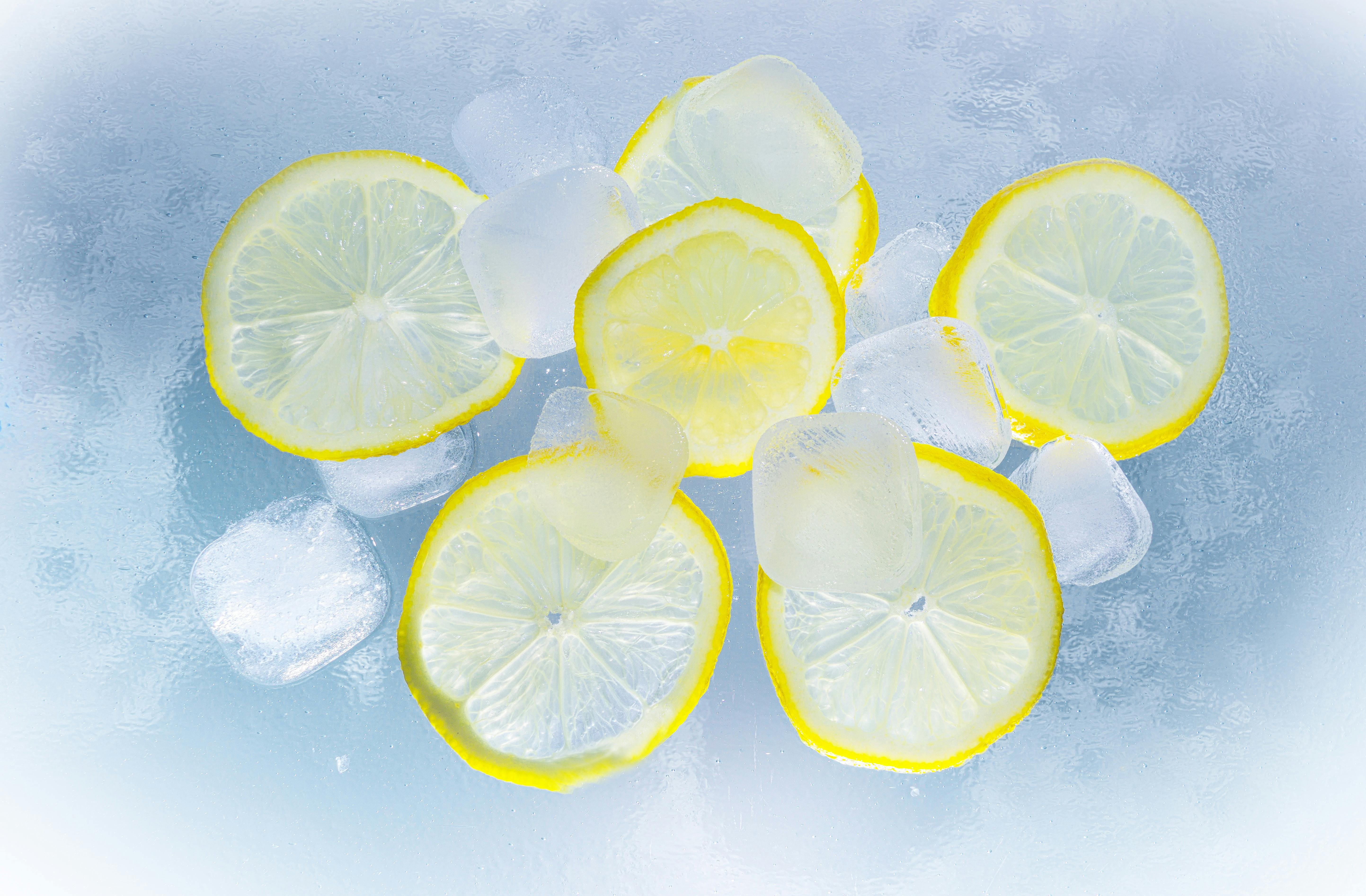 ice cubes from icea machine