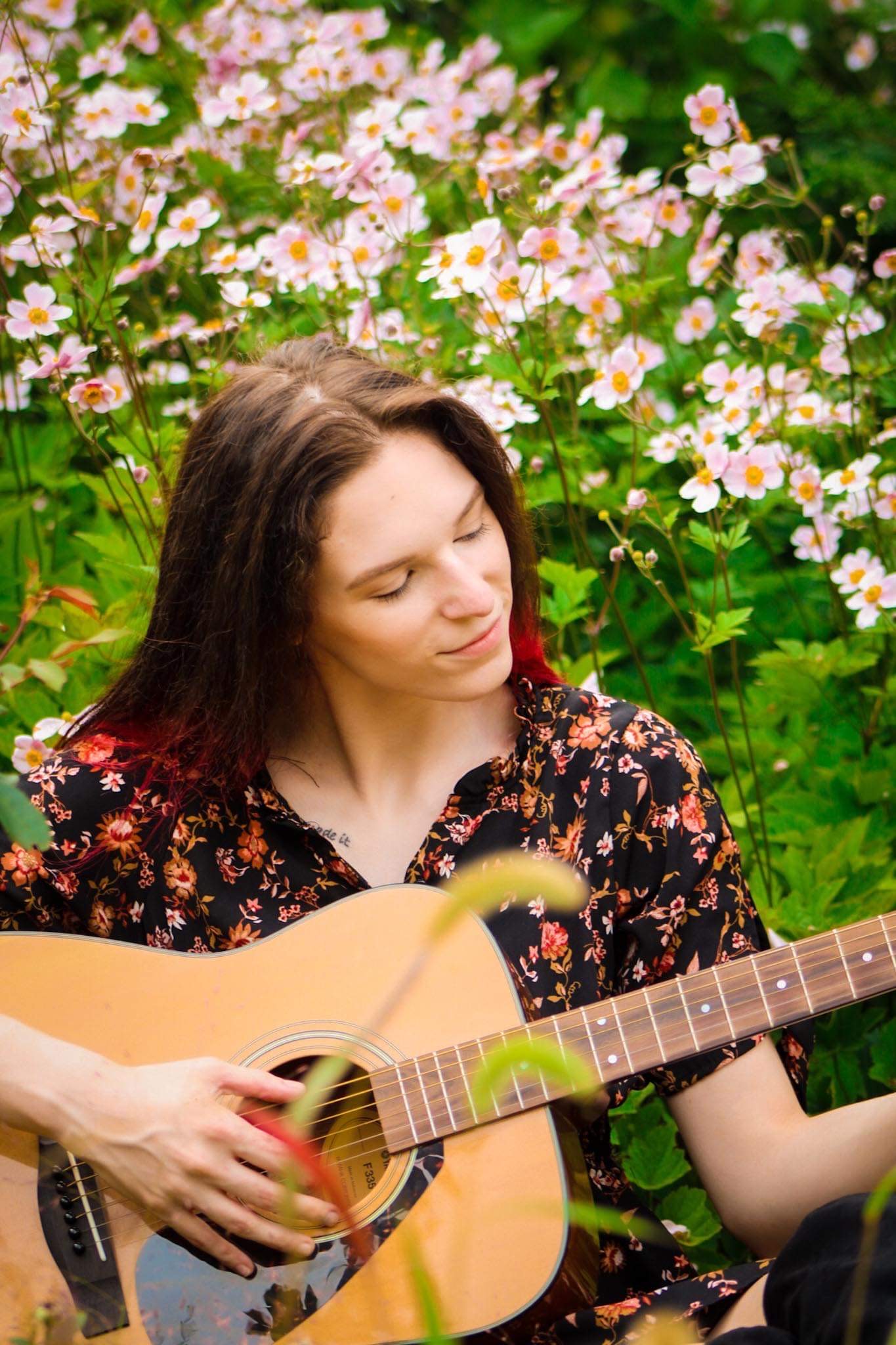 Dani - Guitar, Ukelele, and Voice Instructor