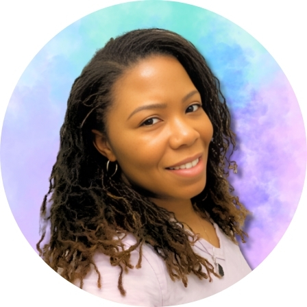 Tynesha is the creator behind Mom Life Alignment. She is a wife, mama, homemaker, plant-based home chef and herbalist. 
