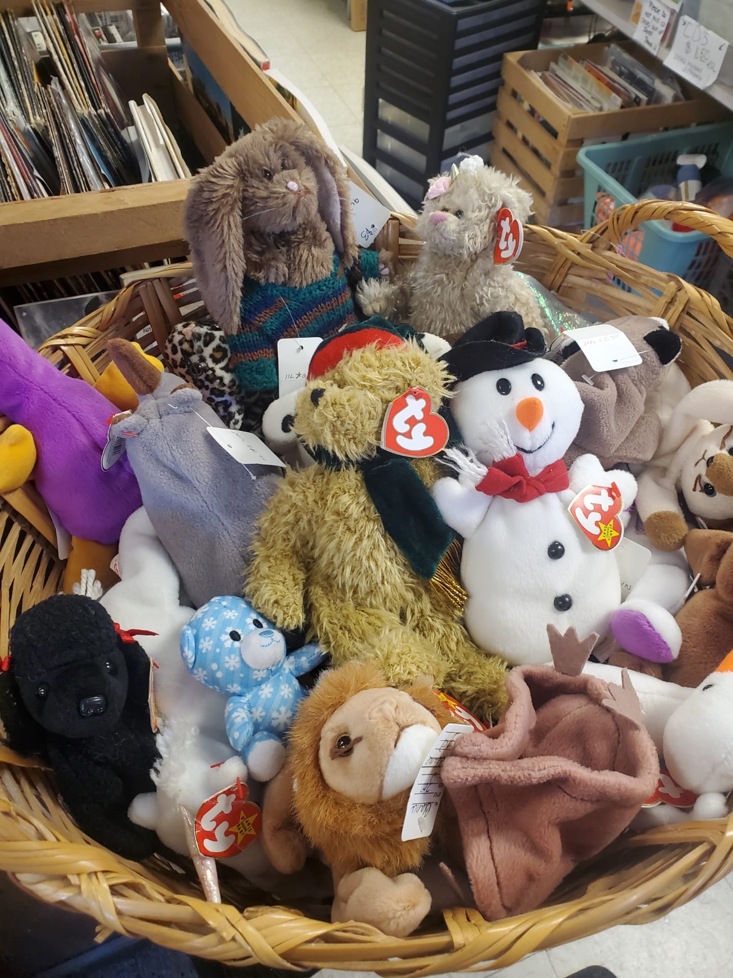 Beanie babies and other stuffed animals for resale