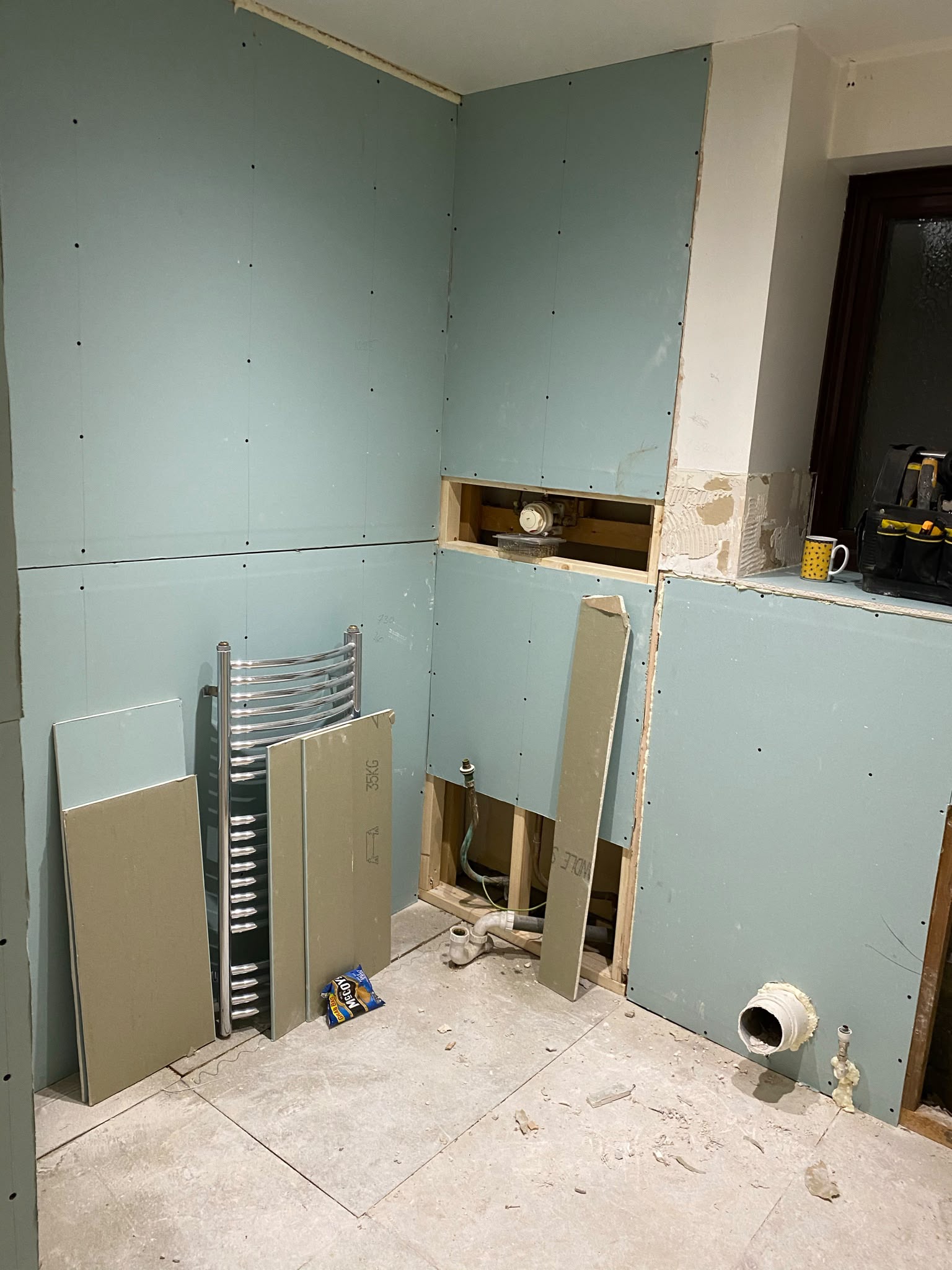Bathroom Plumbing & Pipework