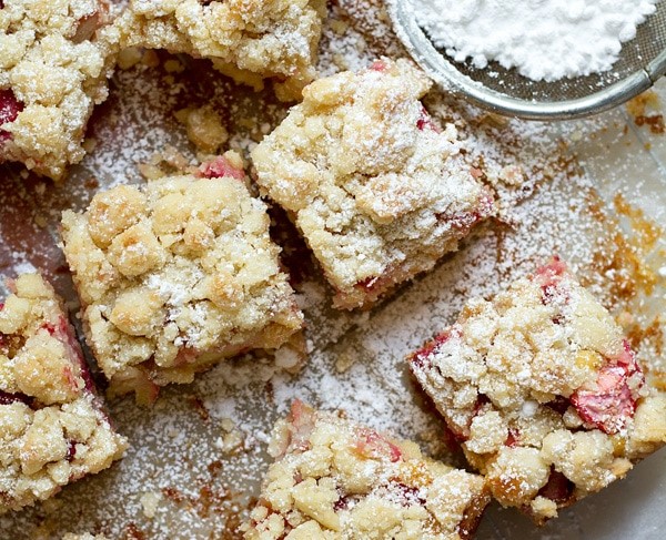 Rhubarb Cake with Streusel Topping