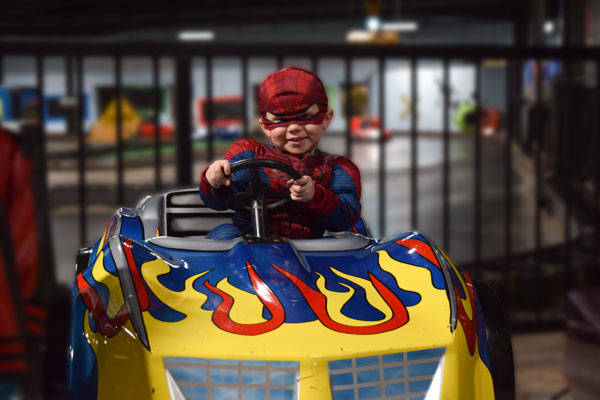 Action City Halloween Costume, Spider-Man, Go-Karts
