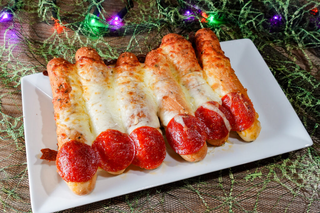 Cheesy Bread Fingers, Witches Kitchen at City Eats