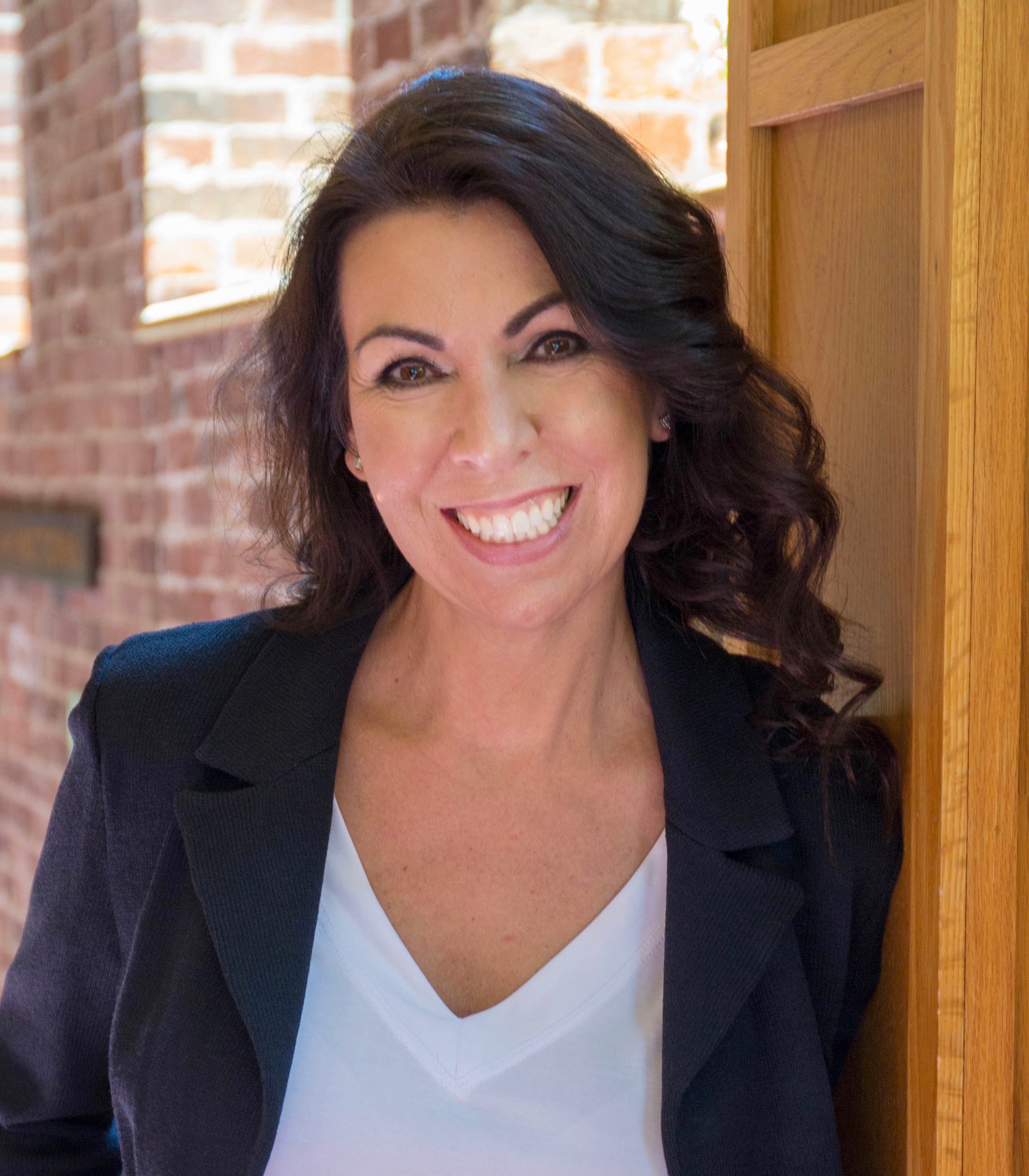 [Client Discussion] Sharing Her Message From Food Stamps to 6 Figures with Lisa Marie Robinson | Ep 174