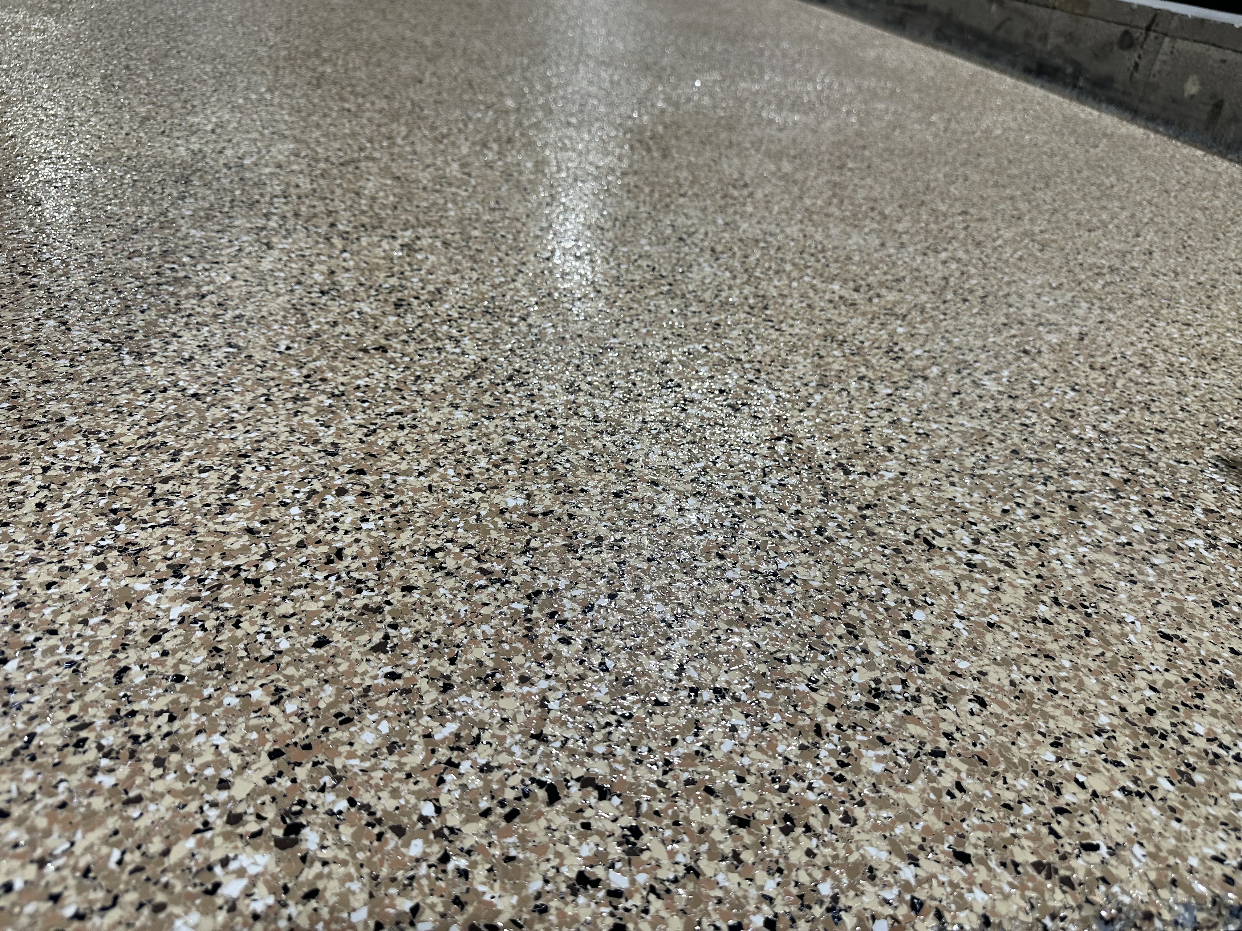 Speckled epoxy garage floor coating