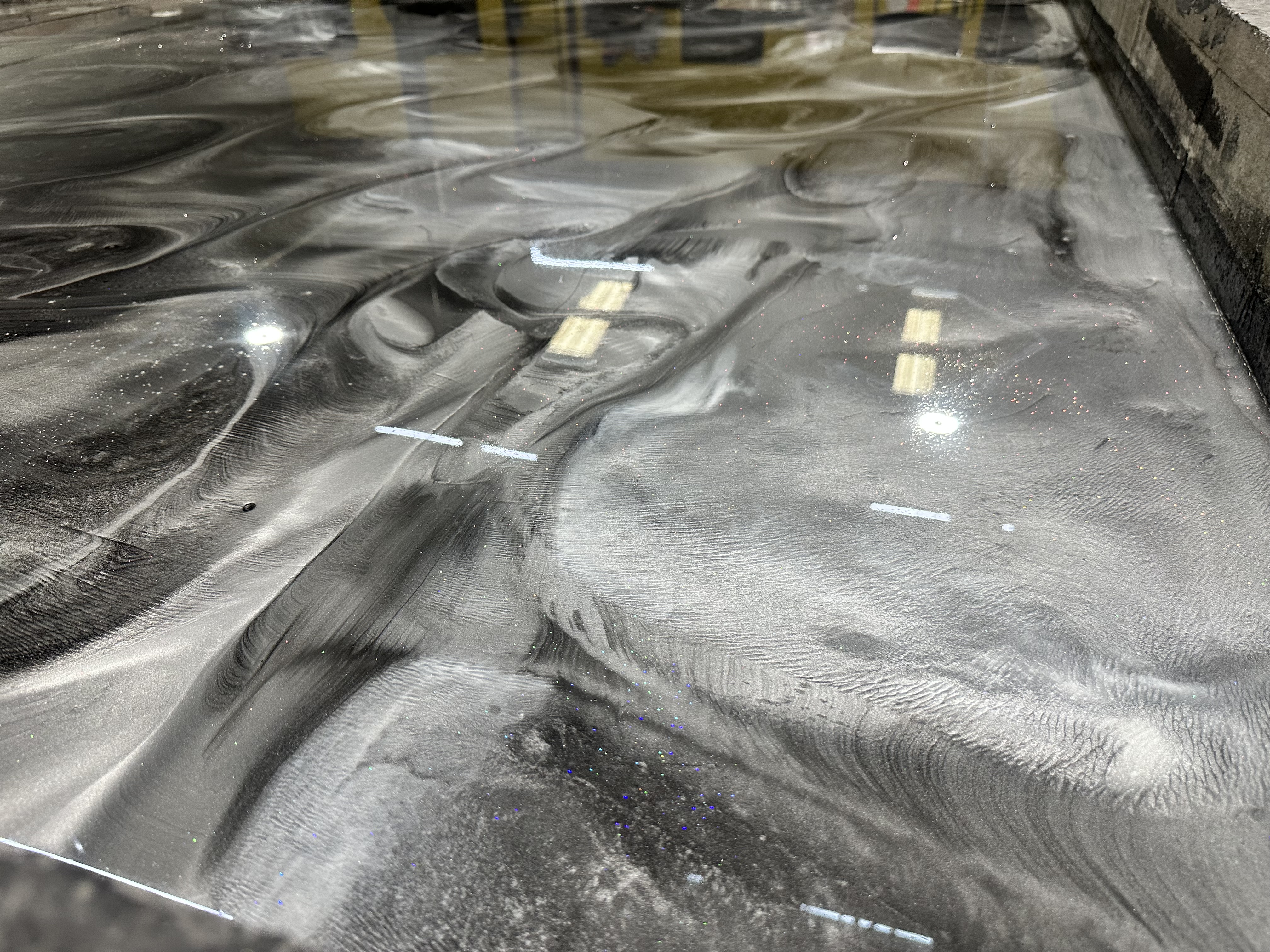 Durable garage epoxy coating