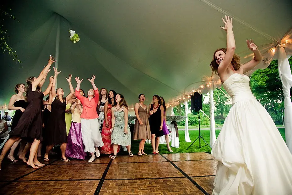 Wedding DJ Bouquet Toss Wedding DJ Bouquet Toss