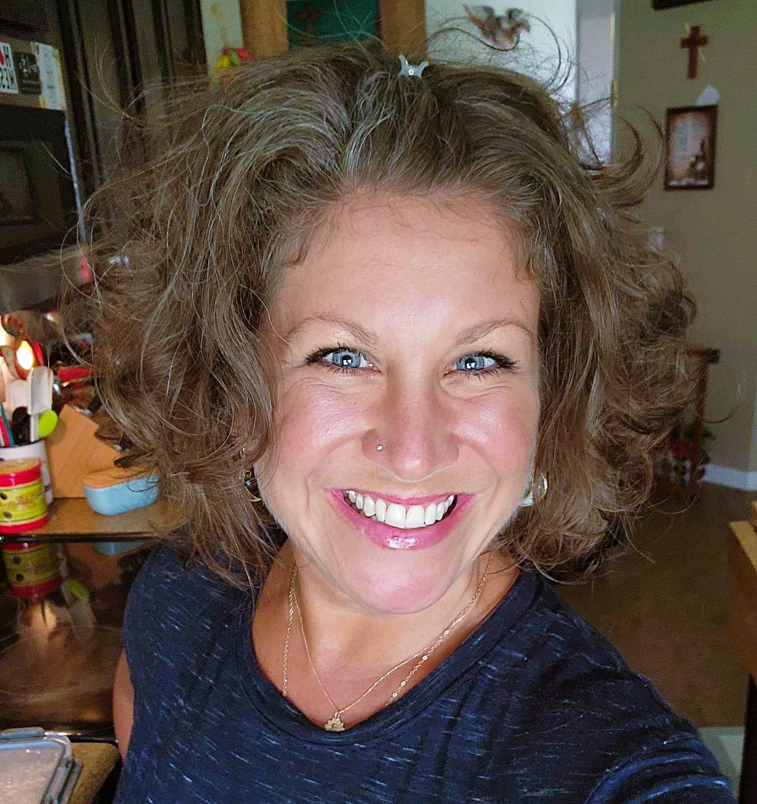 After taking charge of my own health, I am living my life less toxic - and sharing it all with you! A little about me:

RN educator, functional medicine practitioner, wellness concierge, homeschool mama, happy wife, joyful catholic, hype girl, social butterfly, big squishy hugger, label reader.