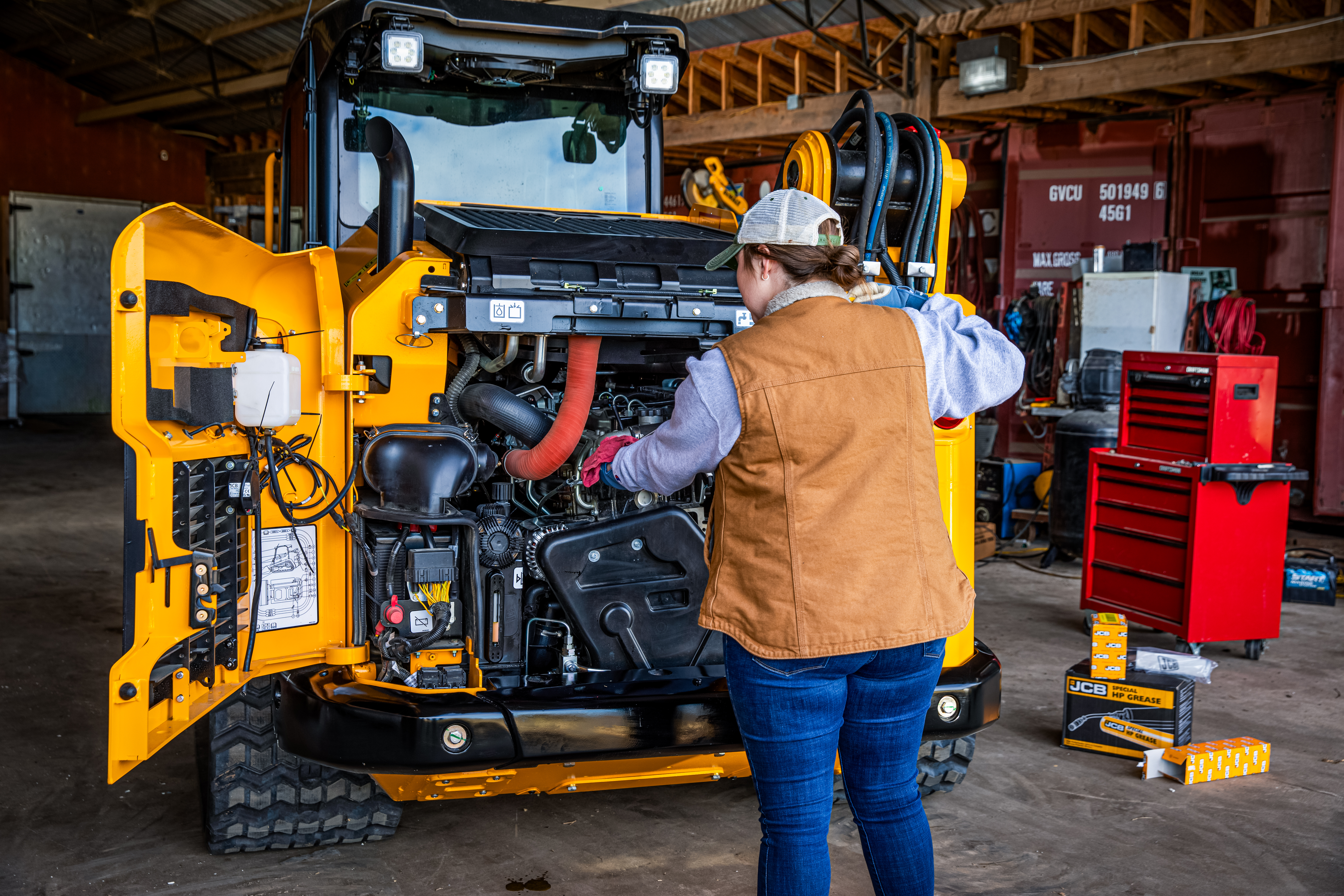farm equipment maintenance