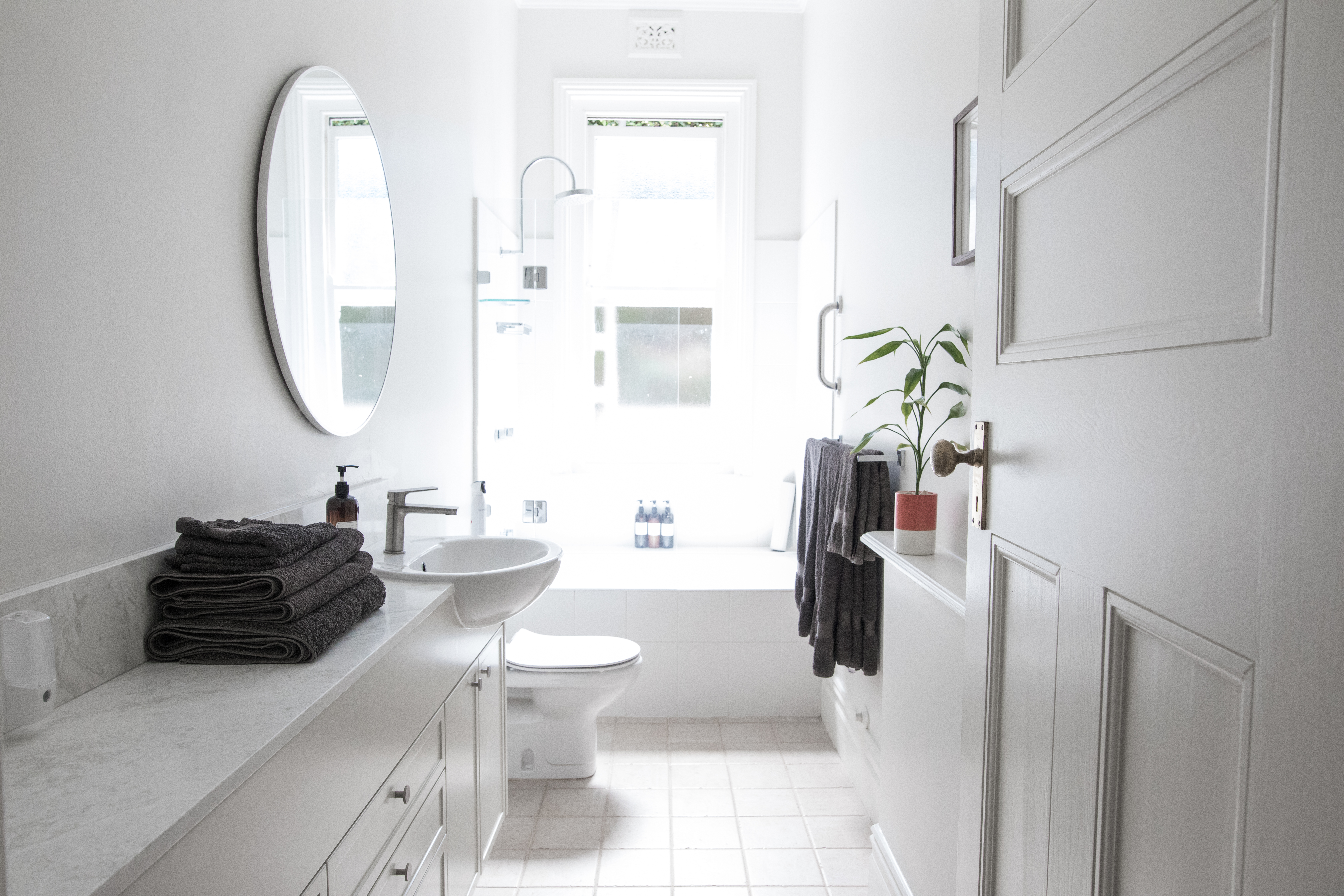 pre-fall maintenance for white bathrooms pre-fall maintenance for white bathrooms
