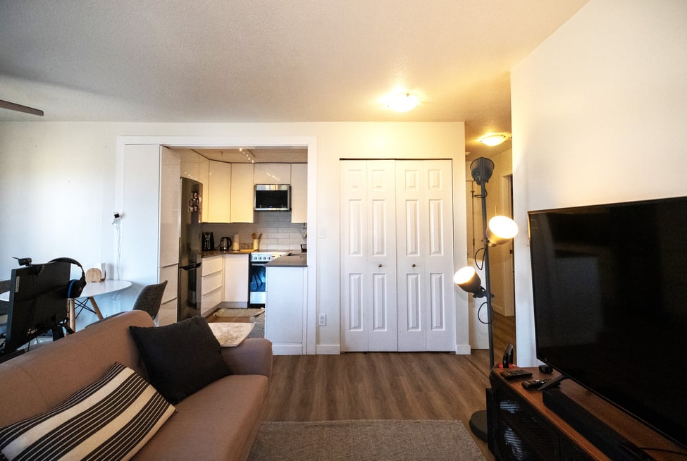 Maximize Your Small Space: Tips for Making Your Home Look Bigger