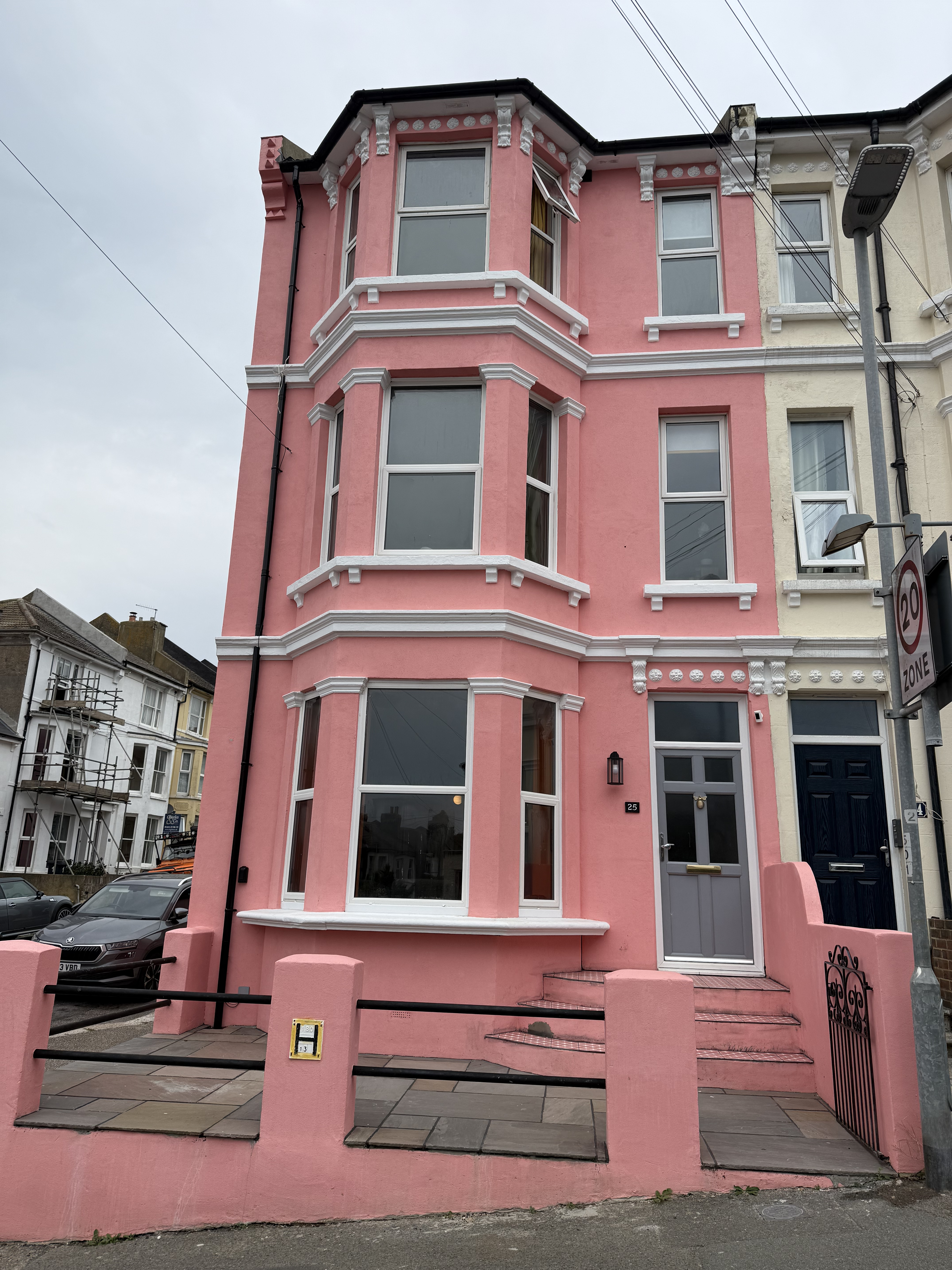 Hastings Heights - Exterior