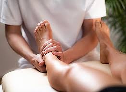 Foot massage — precise pressure and relaxation