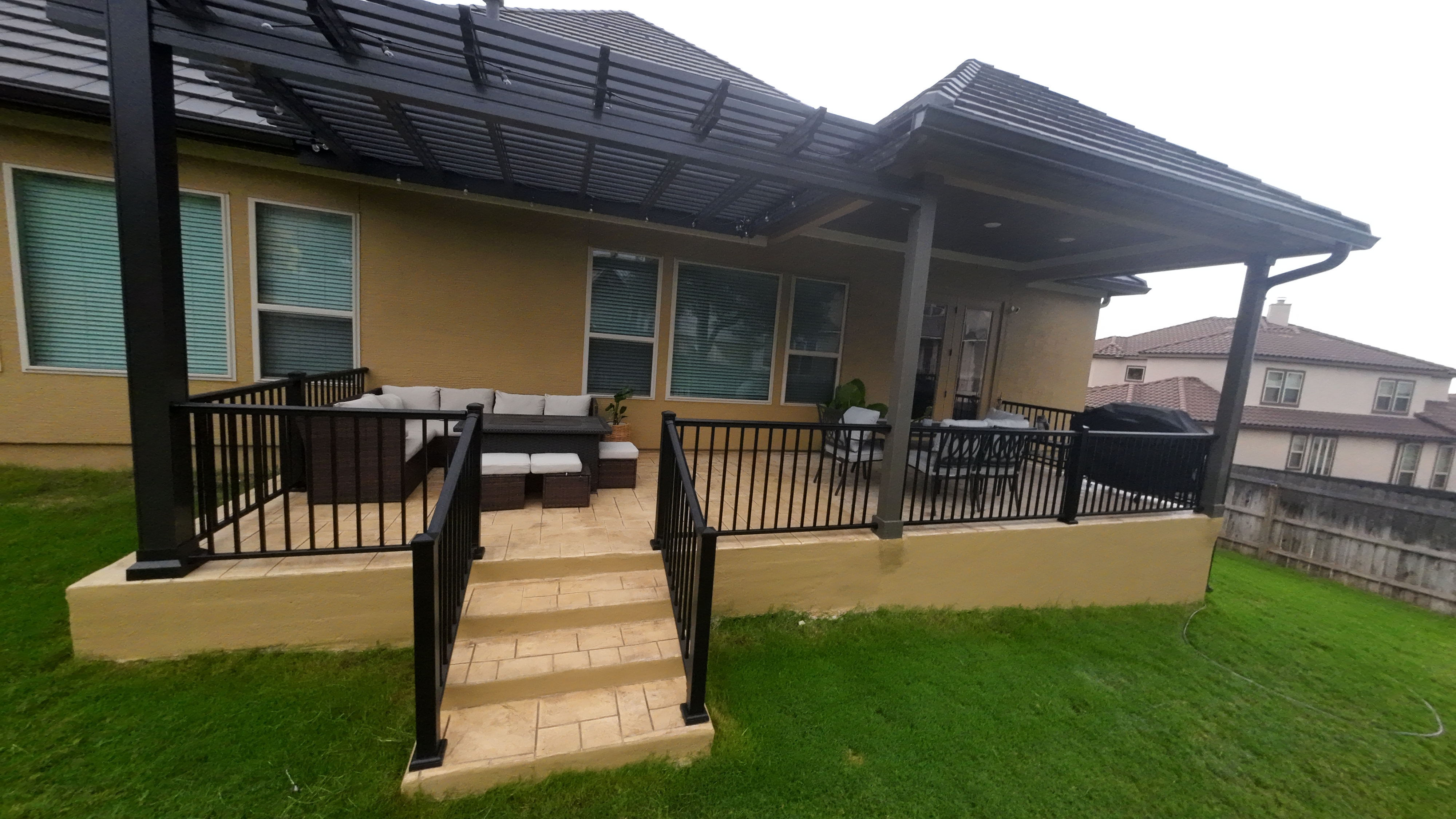 Railing 2