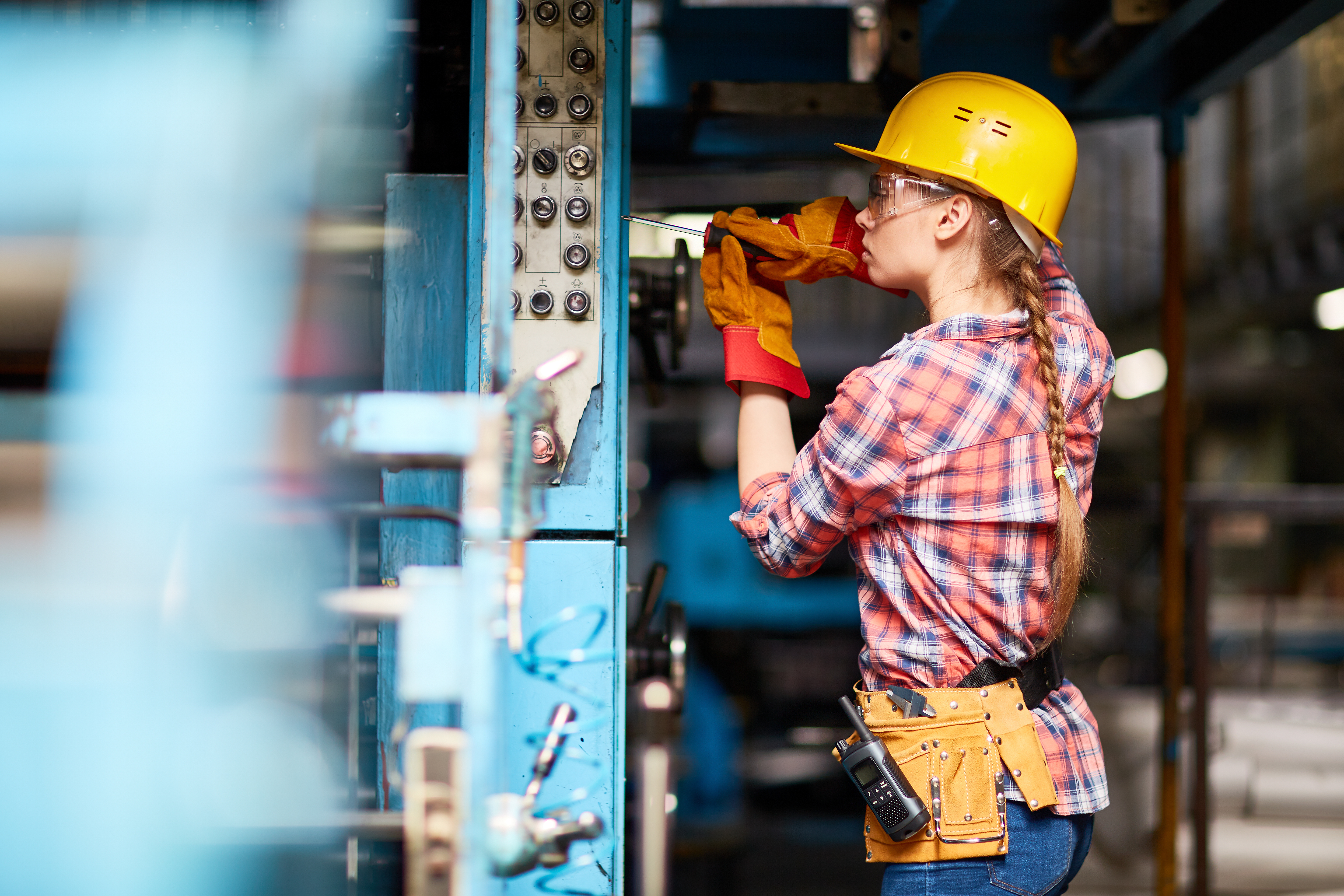women in construction and home service repair