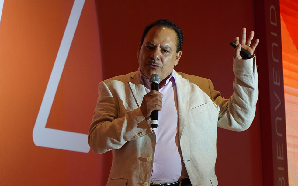 coach de lidezgo en méxico