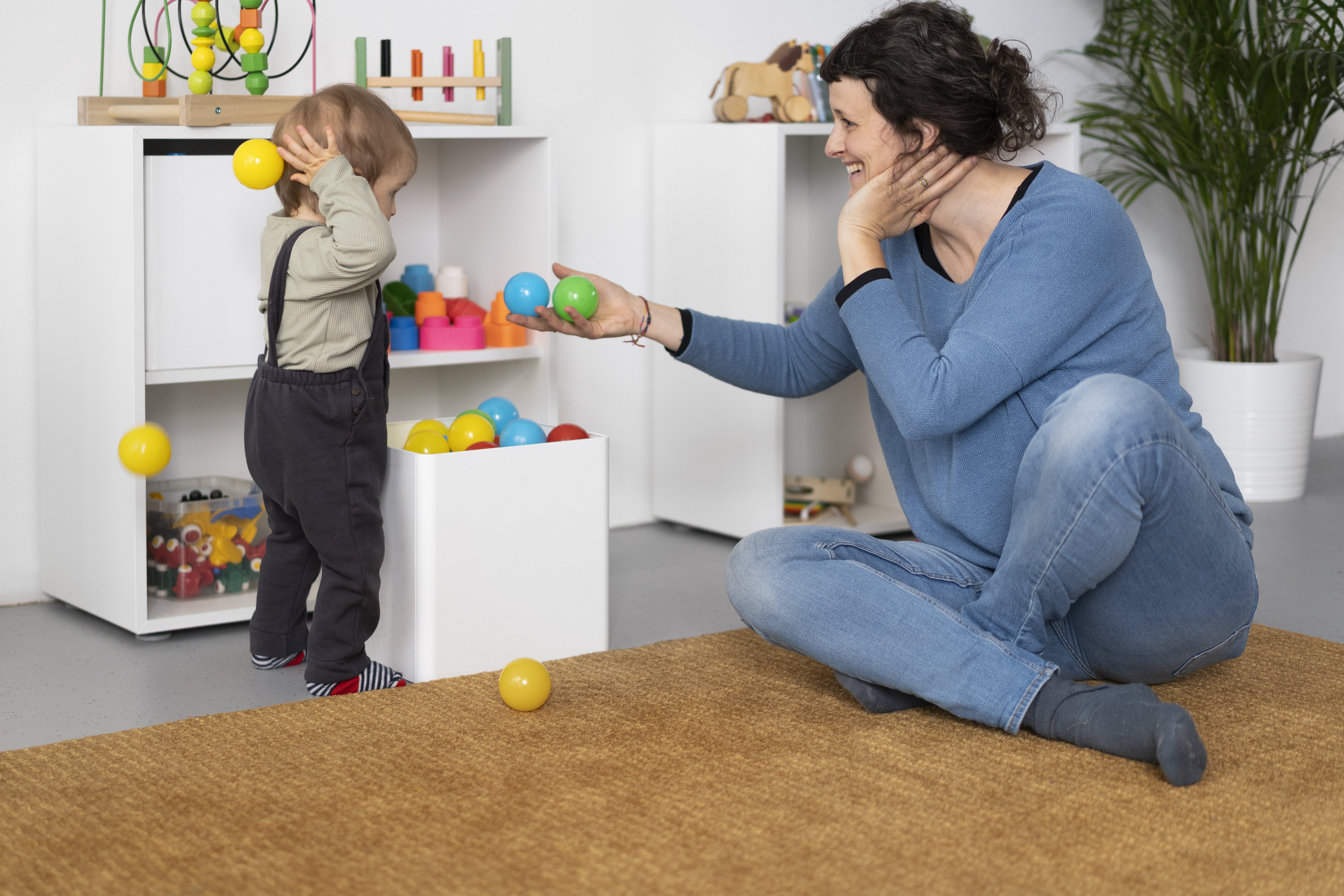 Balancing Act: 5 Key Strategies For Juggling Motherhood, Personal, And Professional Aspirations