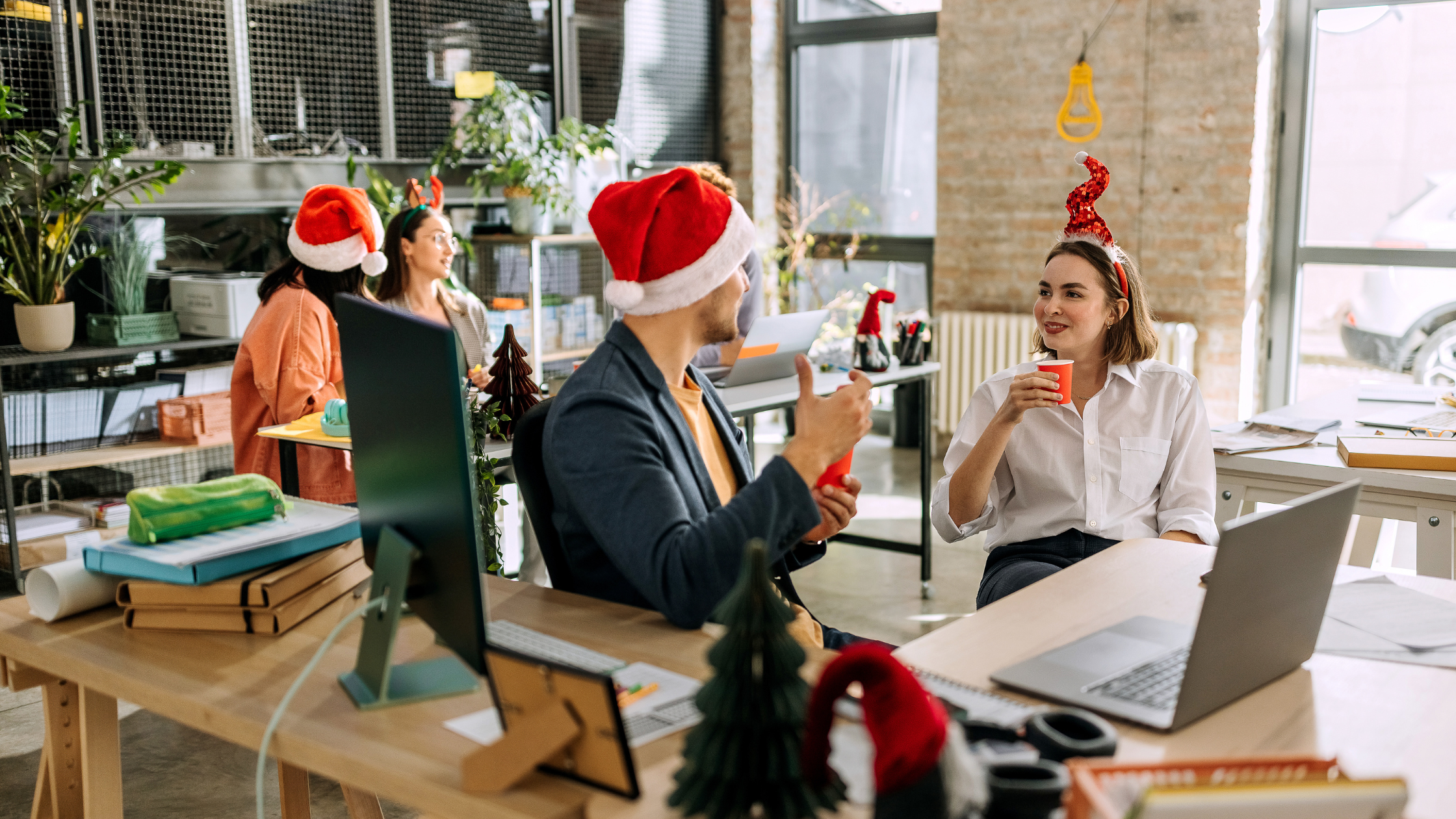 Holiday Sales with AI Small Business Holiday Sales with AI Small Business