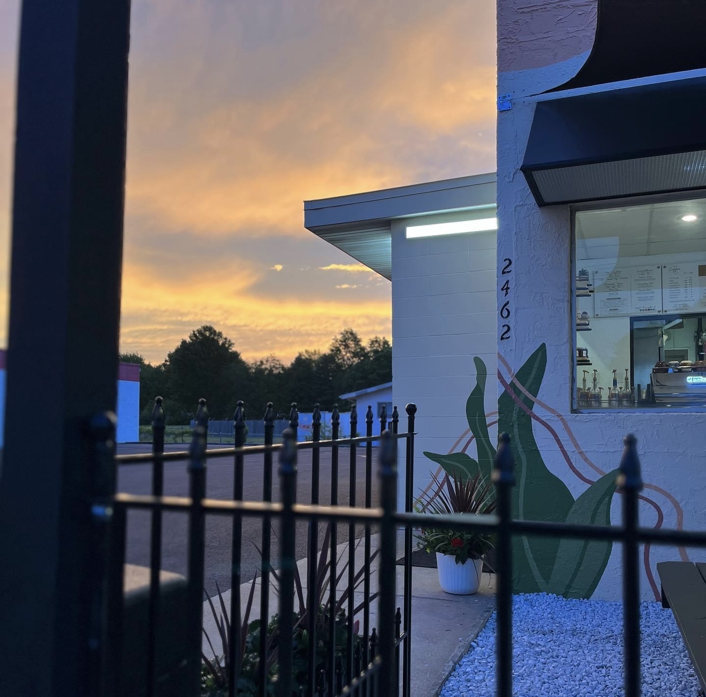 Early morning sunrise at El Cafecito Early morning sunrise at El Cafecito