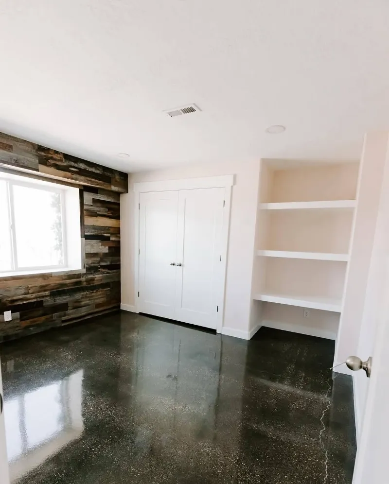 Hidden Door Built-in