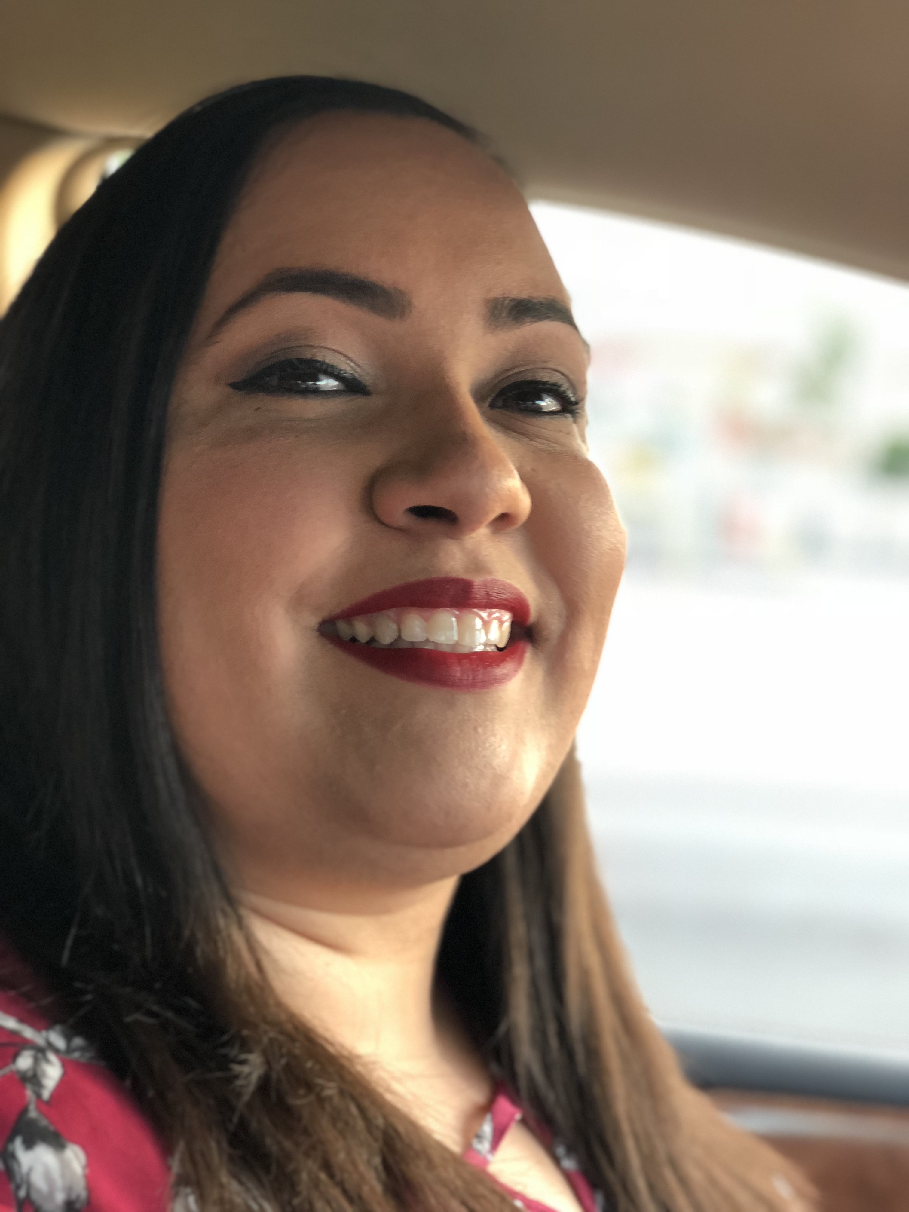 Marifel Figueroa-Hernandez, a stay-at-home mom and psychology student, founded Stellar Goals in 2024 to empower moms and entrepreneurs. With a background in ABA therapy and customer service, she brings a psychology-driven approach to digital marketing. Her blog offers motivational support, tech reviews, and strategies for building successful online businesses.