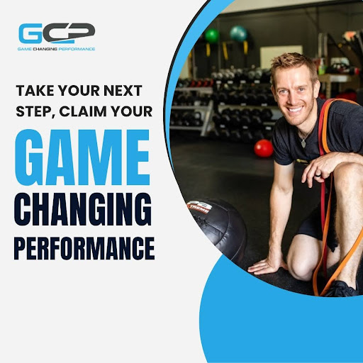 a men athelete doing squats