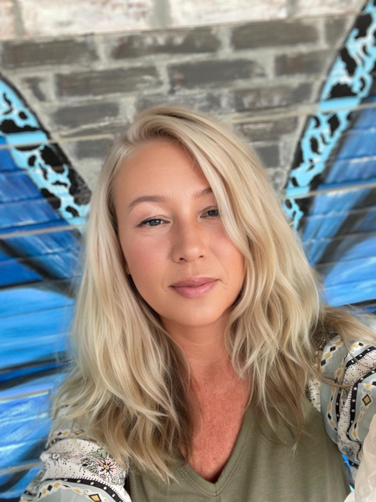 Niko Ana Jeanne is a master EFT and energy psychology trainer, reparenting expert, and the creator of the Heartshine EFT Method. As co-founder of Heartshine Revolution, she helps coaches and creatives break free from old patterns, reconnect with their inner child, and manifest a life and business aligned with their highest self. Known for her compassionate presence and powerful insight, Niko guides others to shift from survival into radiant self-leadership—one breakthrough at a time.
