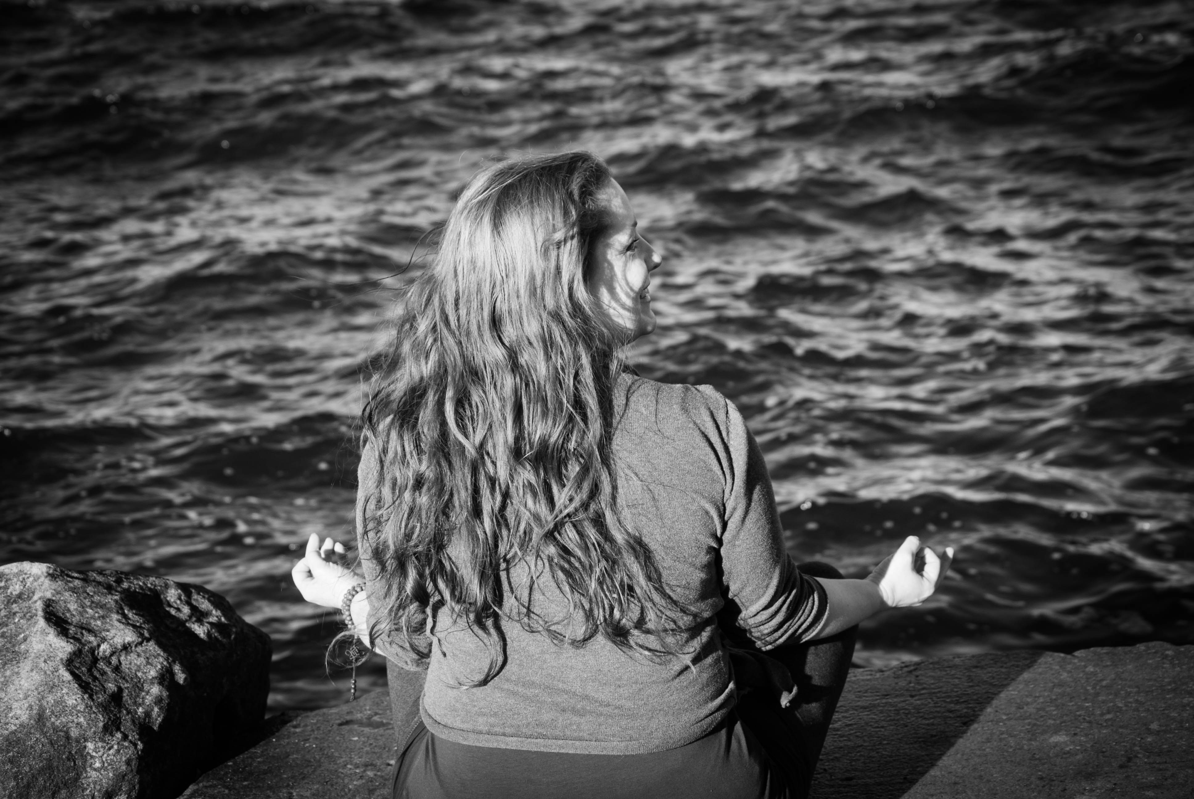 Margo with Yoga Yoga Pacific Northwest in Seaside Meditation, photo by Rachelle Ribail Photography