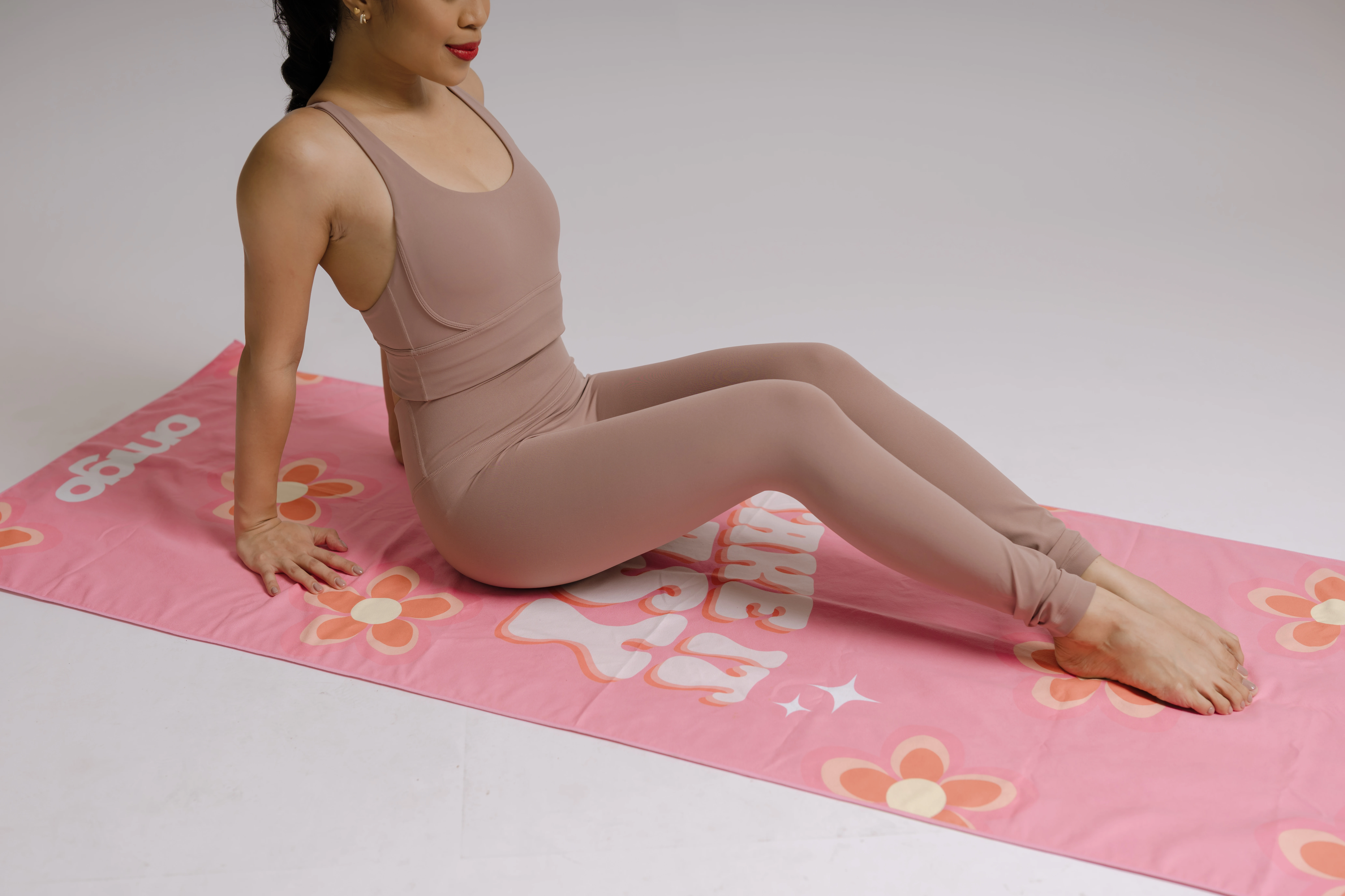 Feather Dry sweat absorbent yoga towel