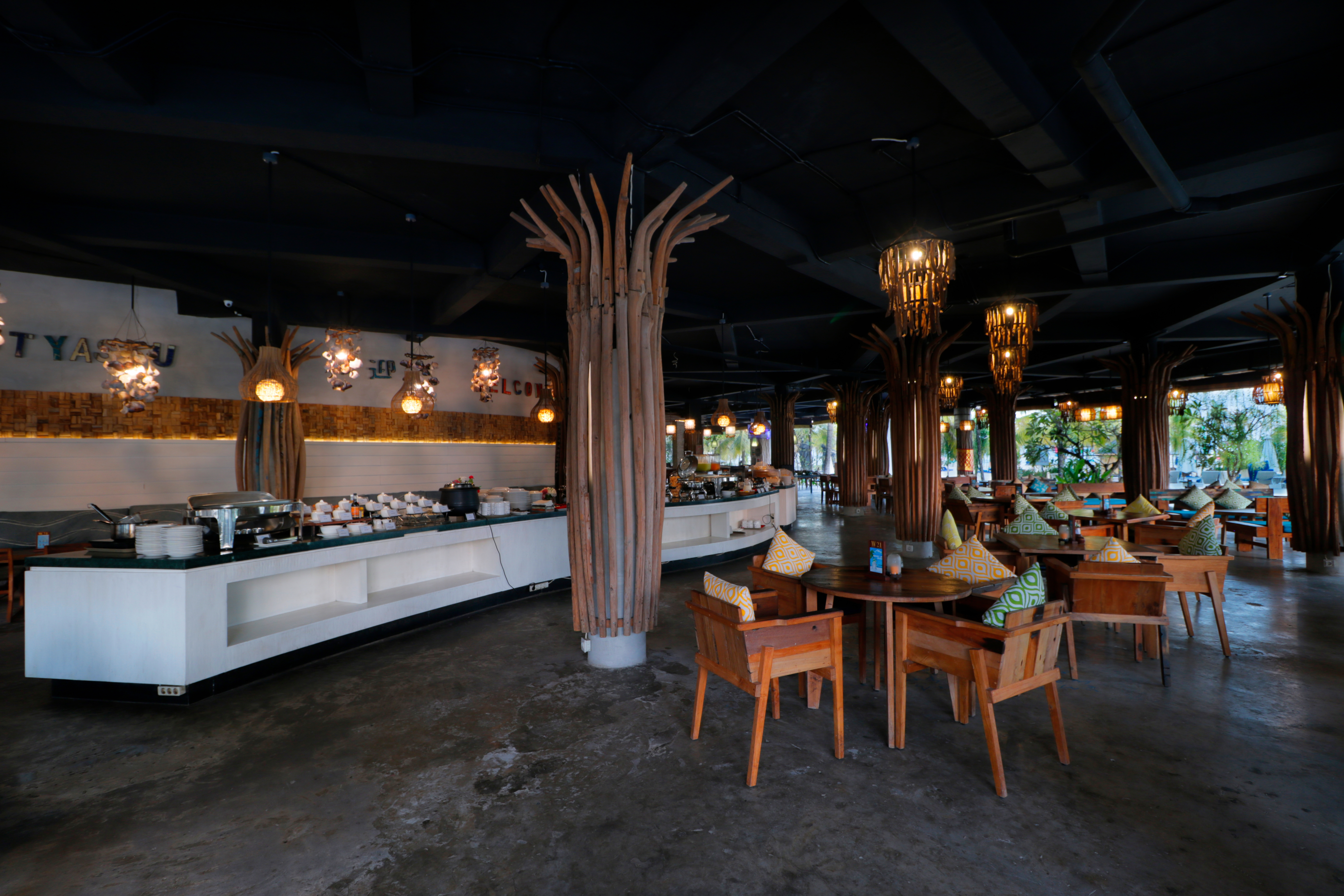 Mahagiri Restaurant Exterior