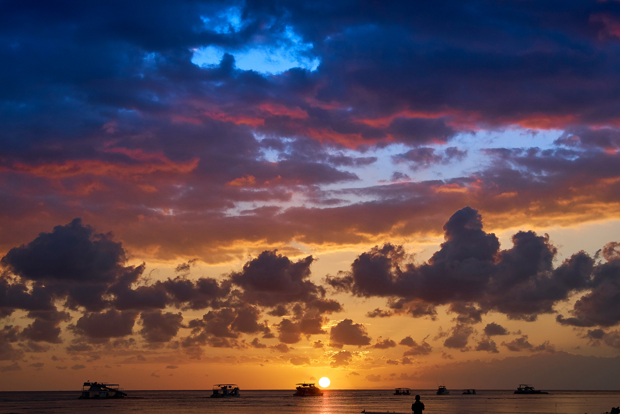 Mahagiri Beach Club Entrance
