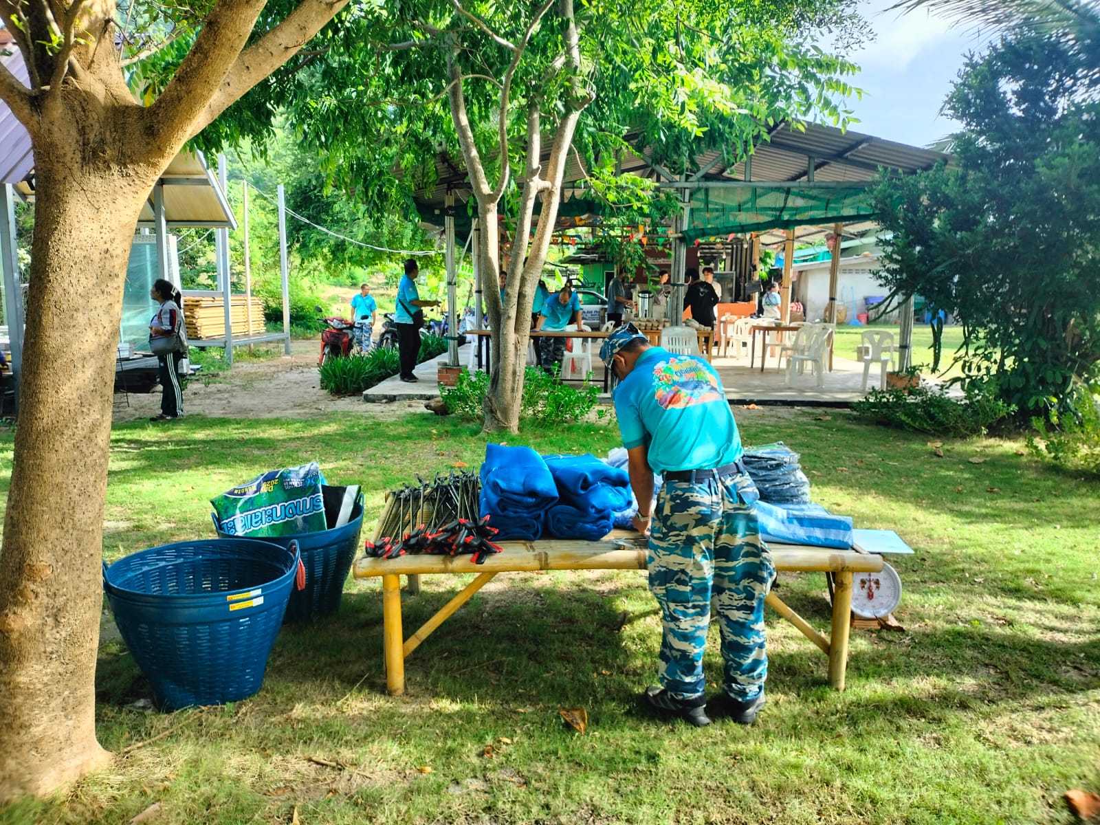 Beach clean up station