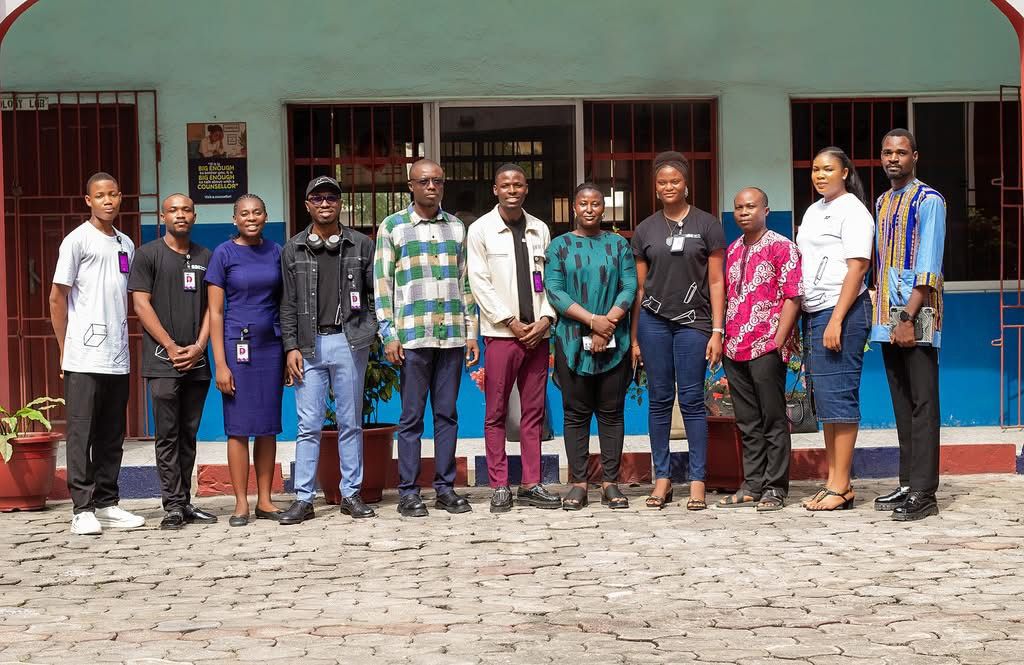 Niger Delta Innovate team members at partner school