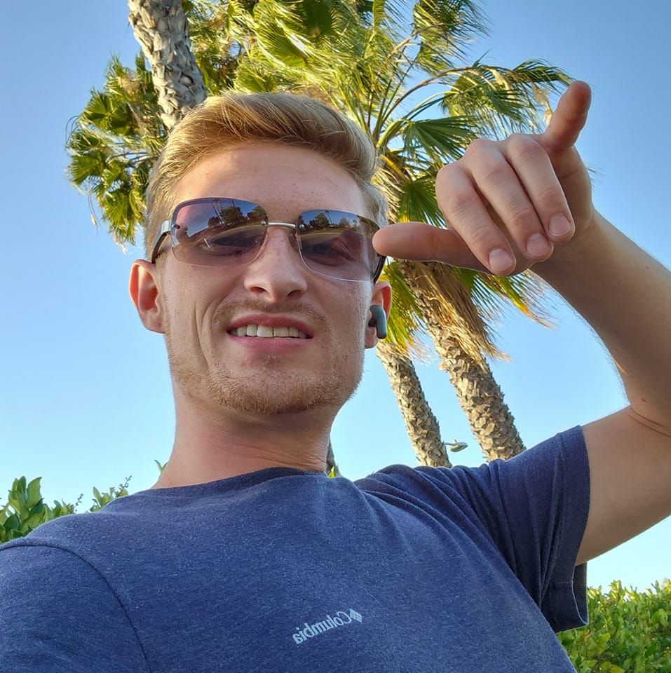 Taelor Proulx | Digital Nomad | Online Entrepreneur