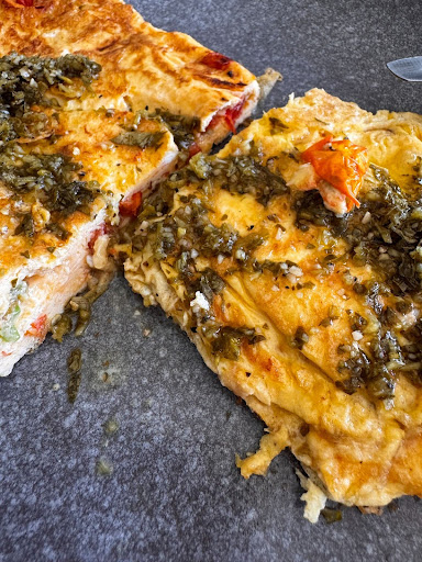 Tried chimichurri on an omelette yet? You’re about to. Its herb-packed heat and garlicky zing slice through creamy eggs like Messi weaving past defenders, adding bright, smoky backyard-BBQ swagger, no grill necessary.