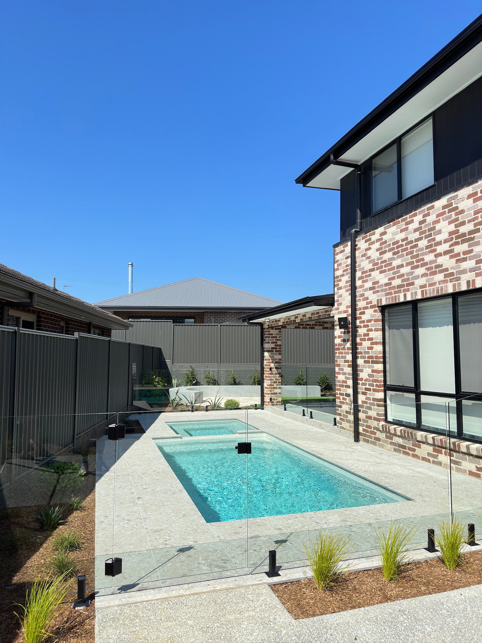 Modern Glass Pool Fencing
