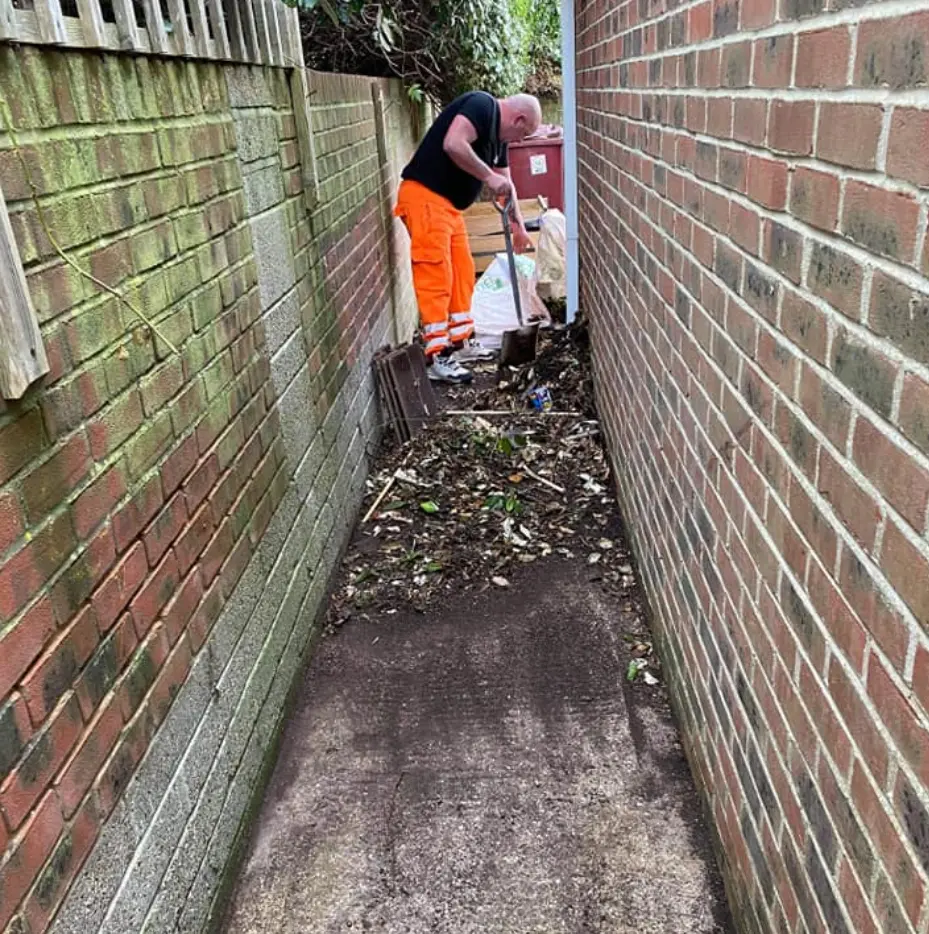 rubbish clearance in chichester by scotts rubbish clearance