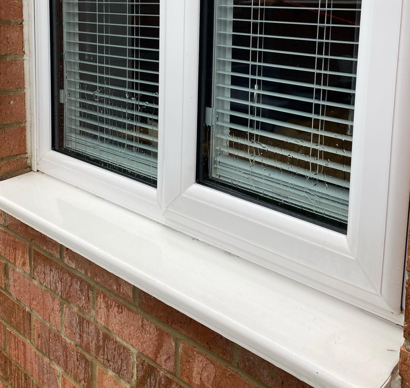 window cleaning by alpine cleaning