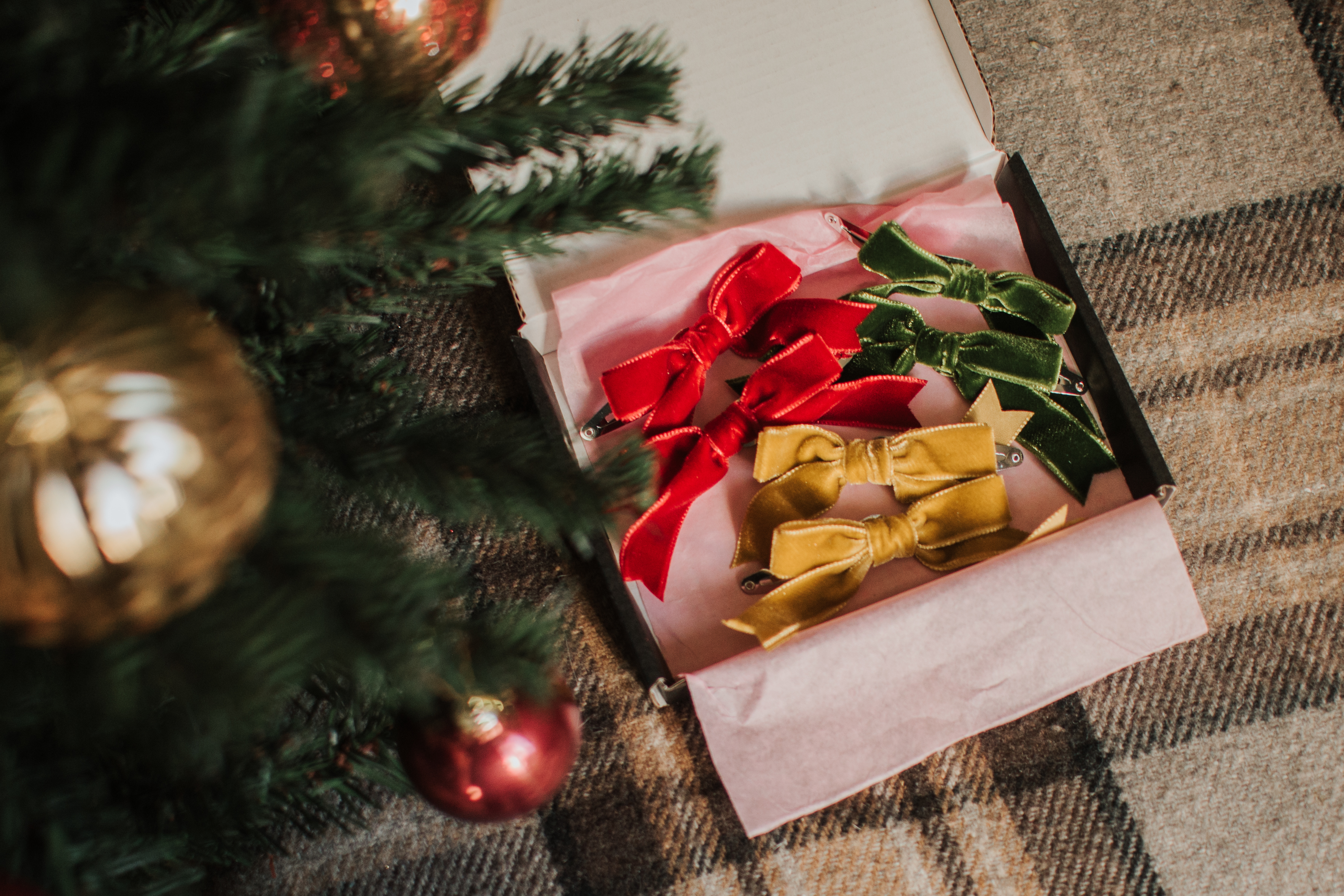 xmas colour hair bow gift box