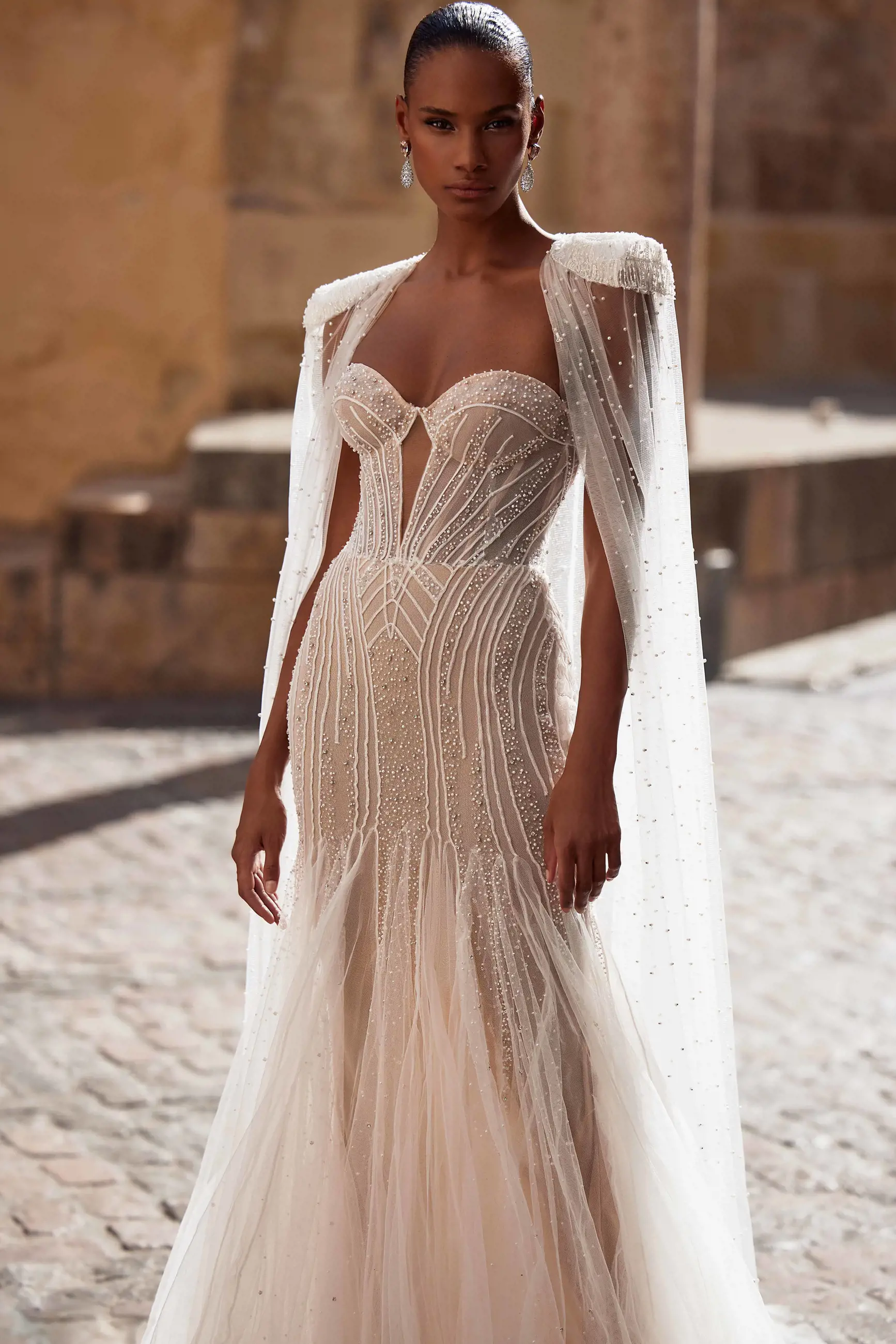 Julie Vino - Elizabeth Bridal Dress Julie Vino - Elizabeth Bridal Dress