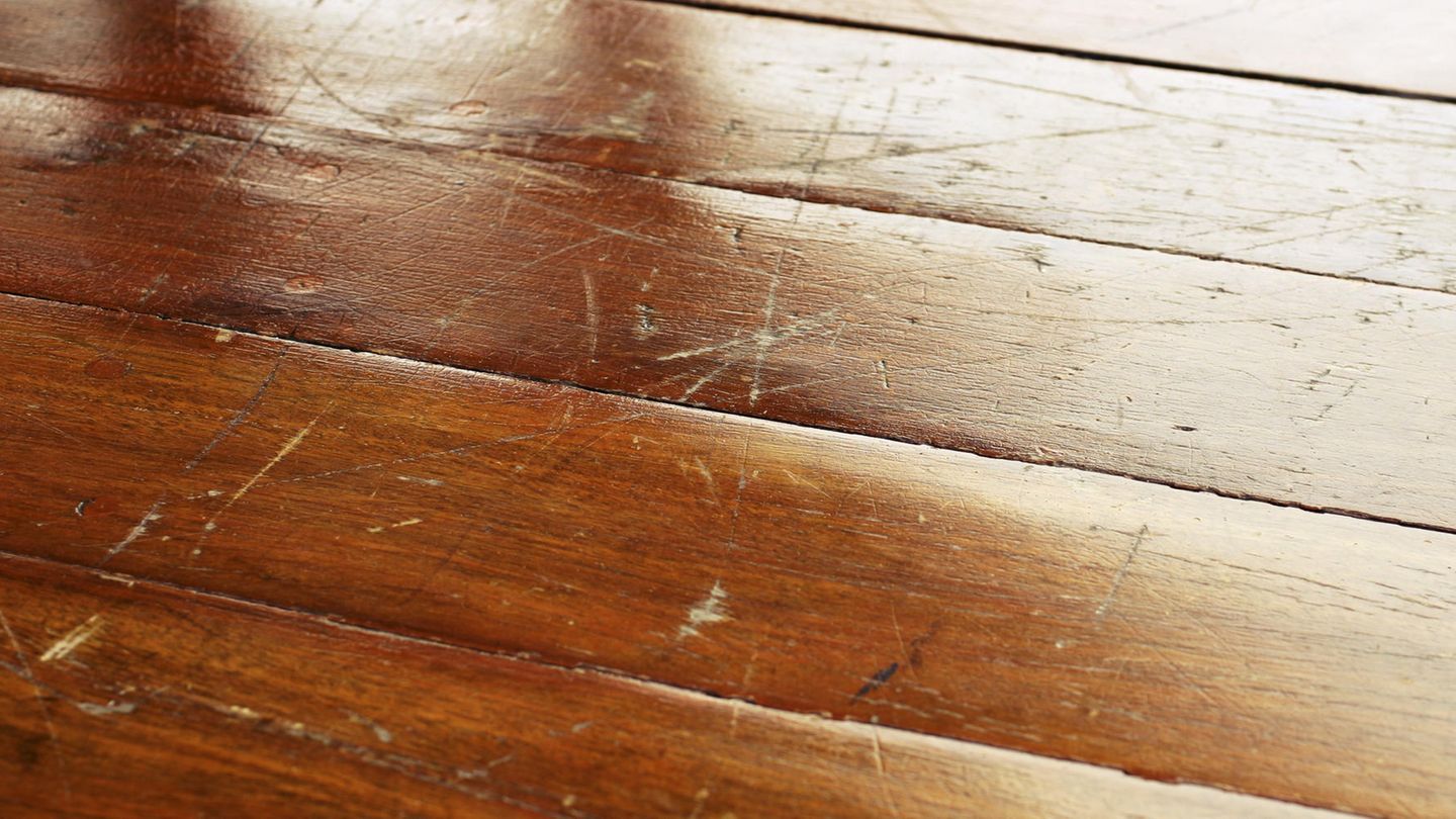 Clear Signs of Color Fading: Clear Signs of Color Fading: