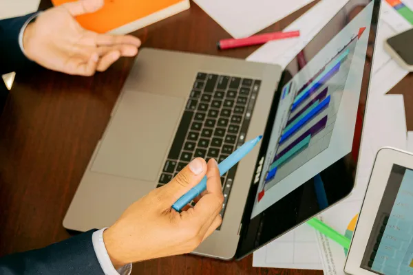 Navigating Data Lifecycle Management: What South Florida Small Business Owners Need to Know Navigating Data Lifecycle Management: What South Florida Small Business Owners Need to Know