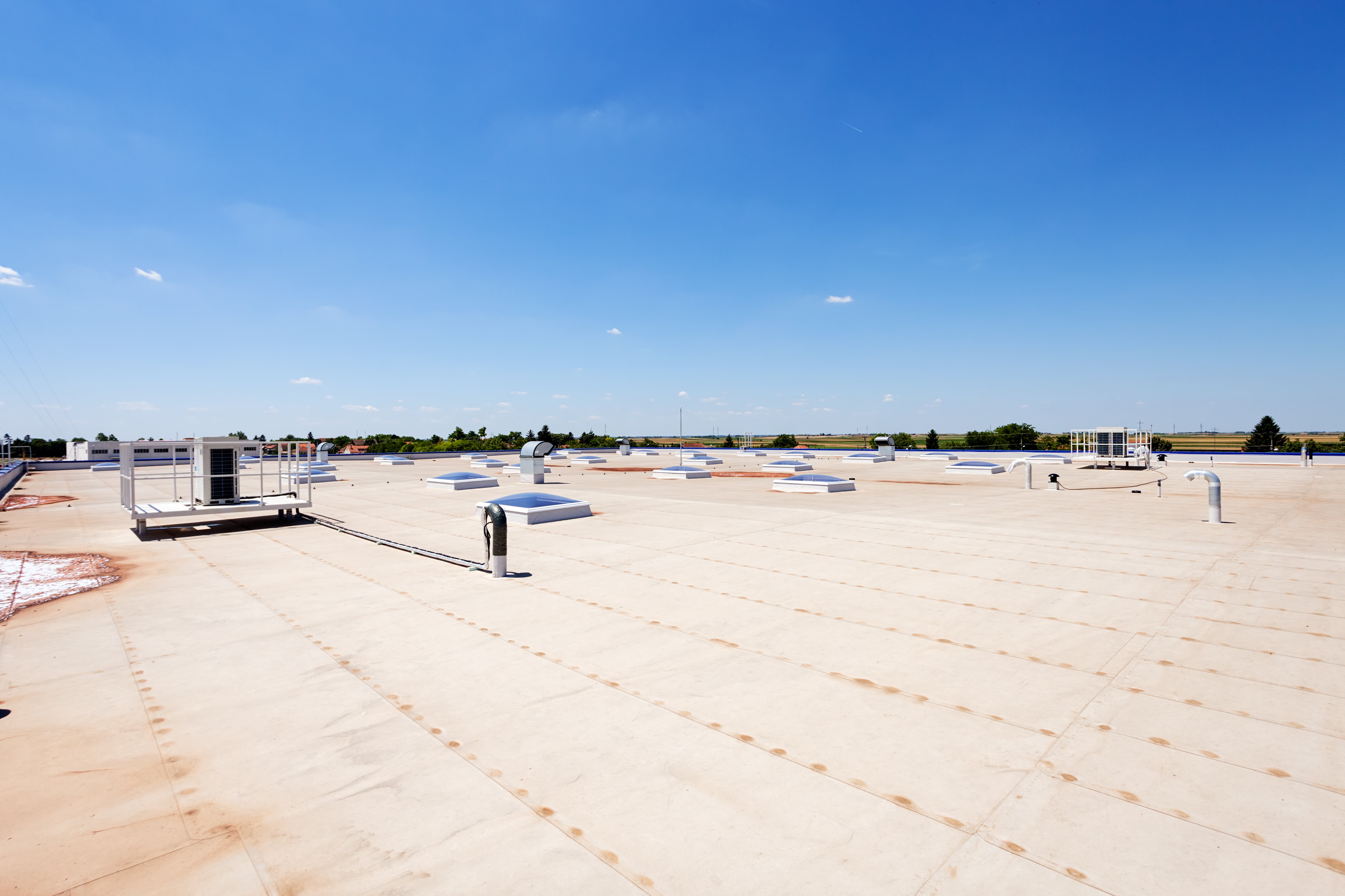 flat roof on industrial building