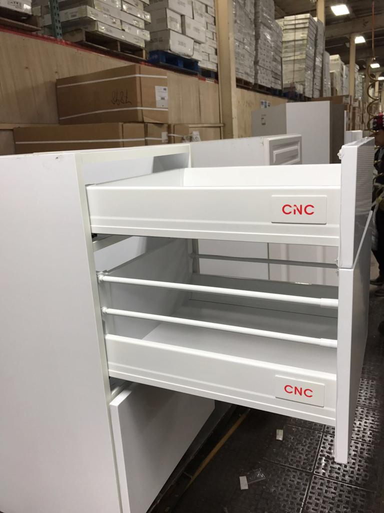 Metal drawer