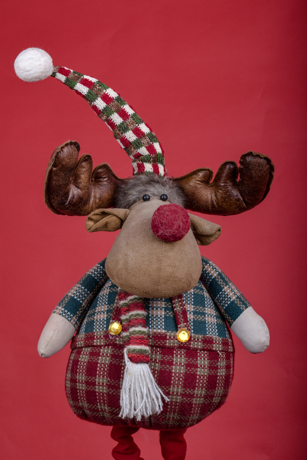 Take a picture before you declutter Christmas decorations after Christmas