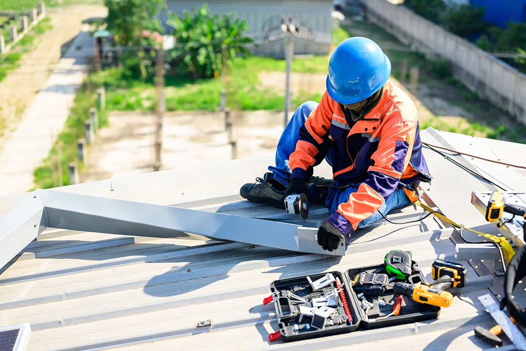 roofing material handling roofing material handling