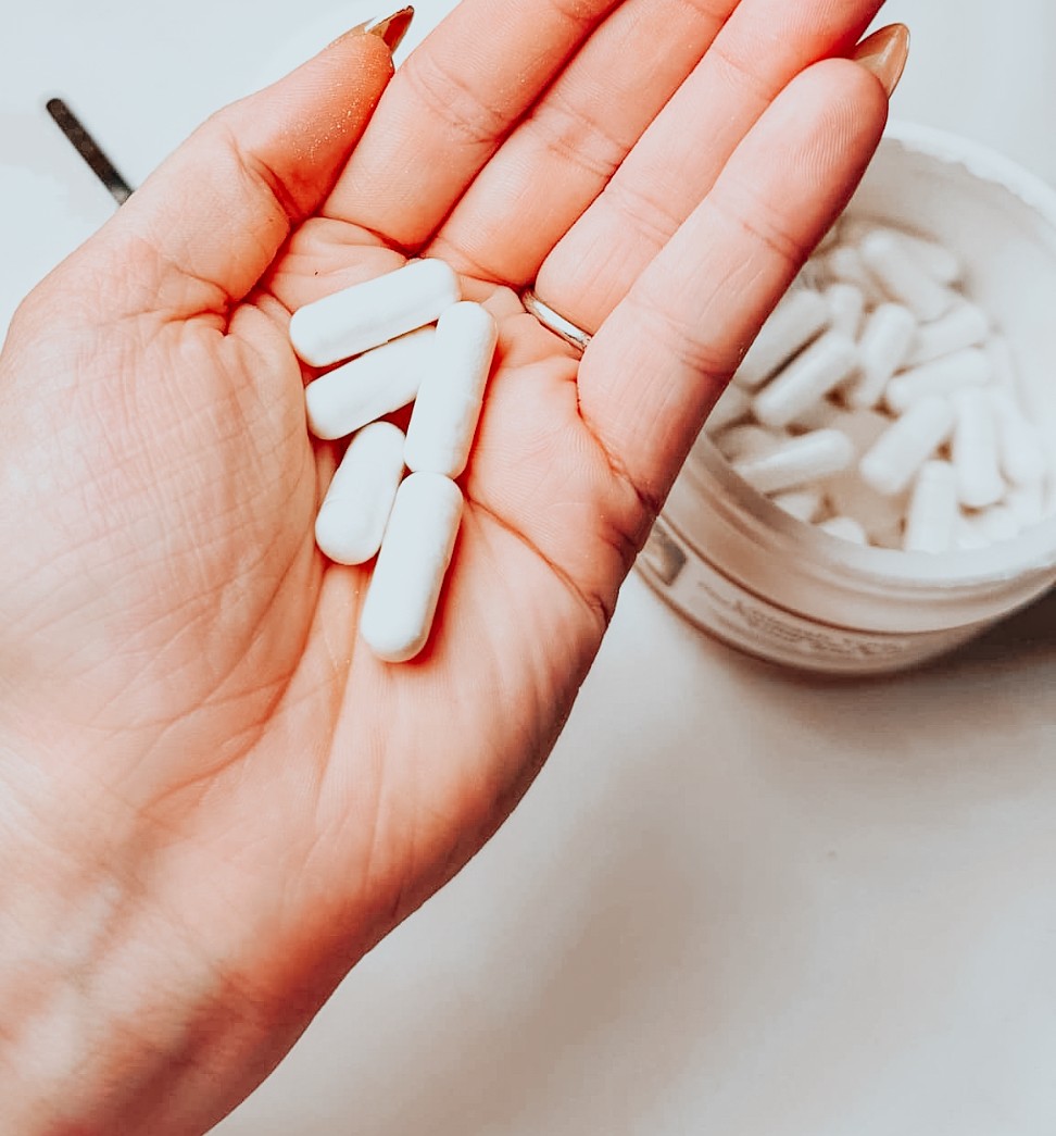 Beneve Gut Health Capsules in Hand Steph Noble